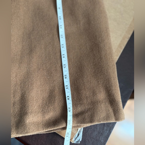 J Crew • Wool Pencil Skirt • Size 4 - Picture 5 of 5